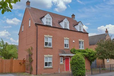 Property on Syerston Way, NG24 2SU