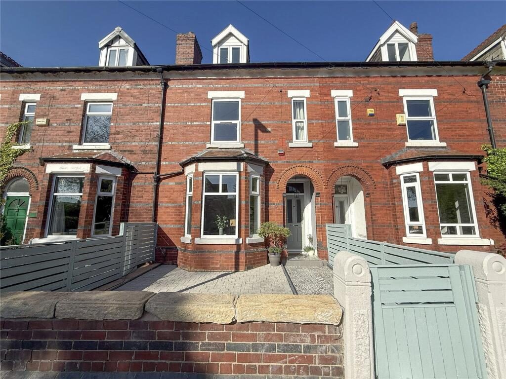 Terraced House