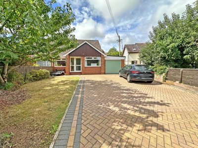 Property on Glebelands, EX6 8AR