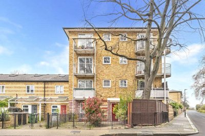 Property on Wiltshire Road, SW9 7PY