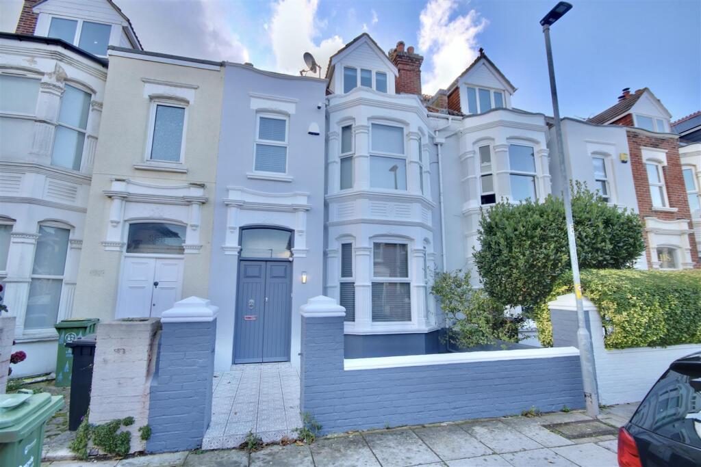 Terraced House
