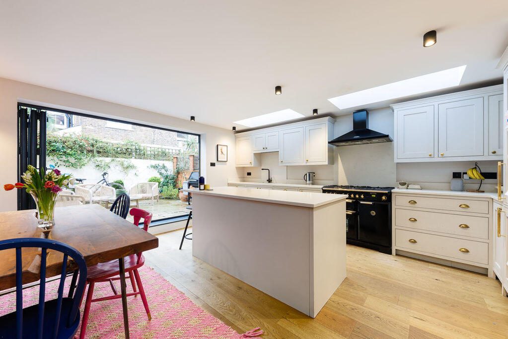 Terraced House