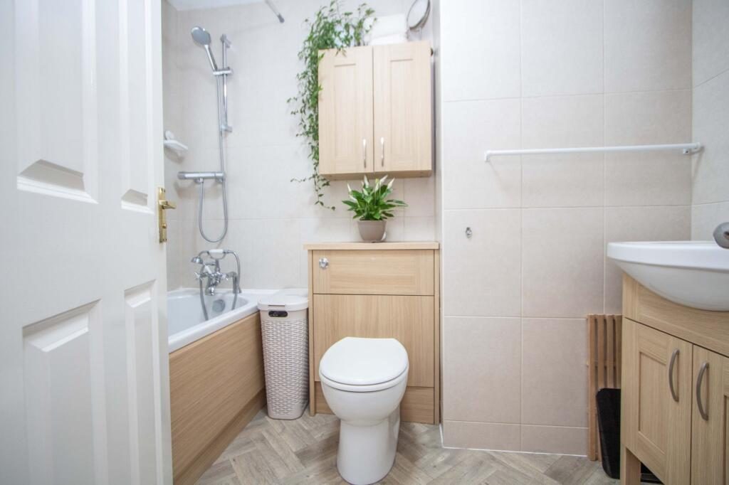 Thumbnail 16