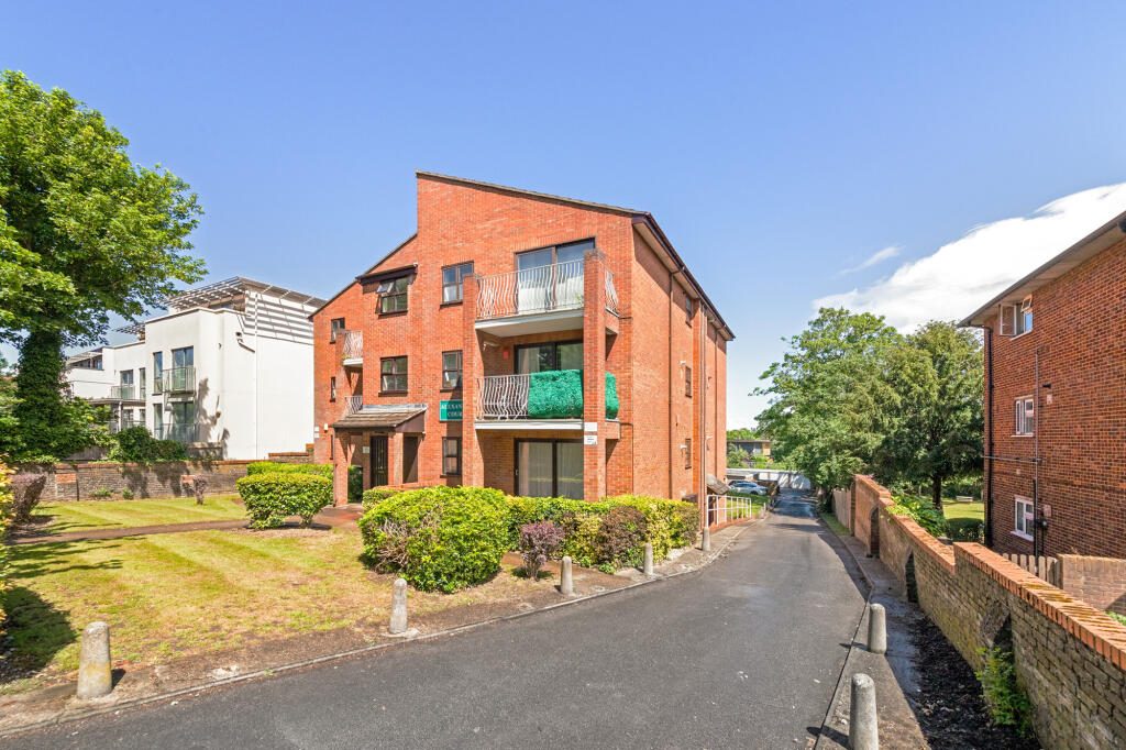 Property main image