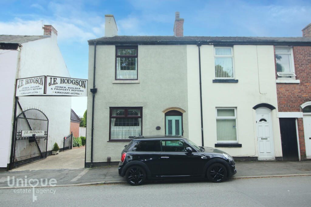 Terraced House