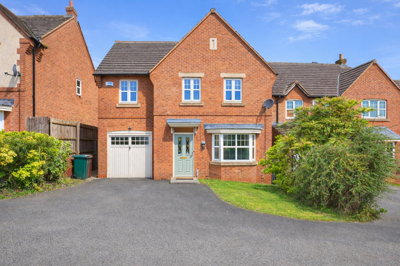 Property on Radleigh Grange, DE11 7DF