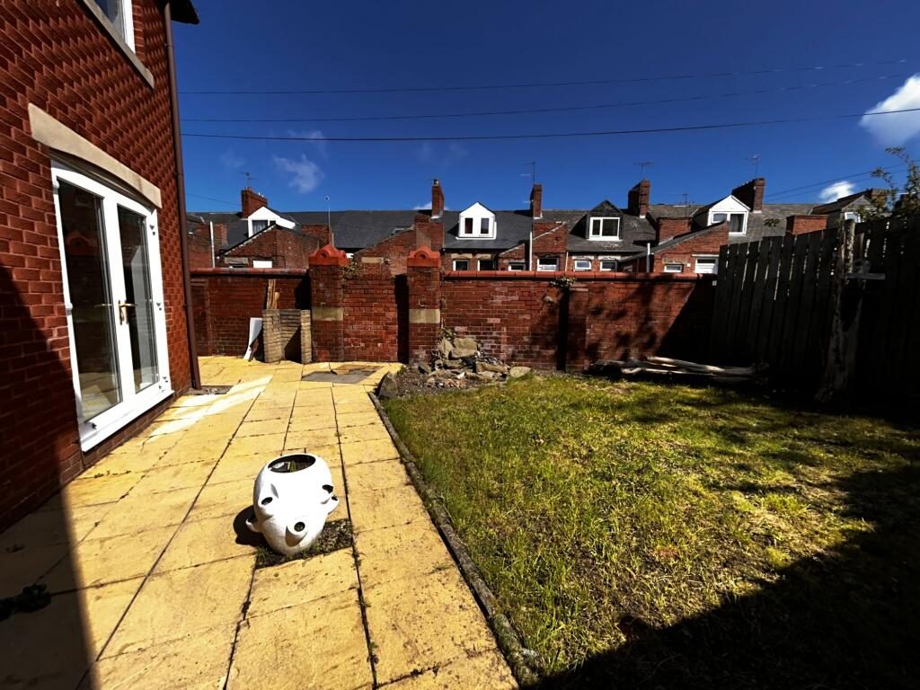 Terraced House