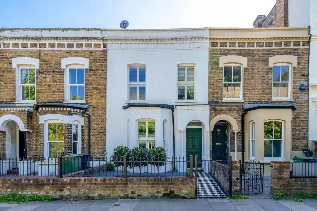 Terraced House