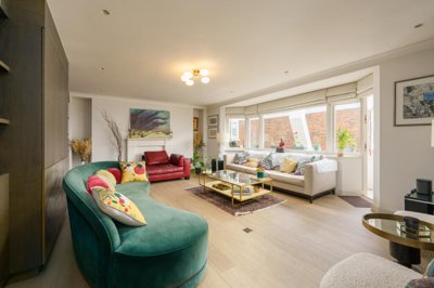 Property on Prince Albert Road, NW8 7RY