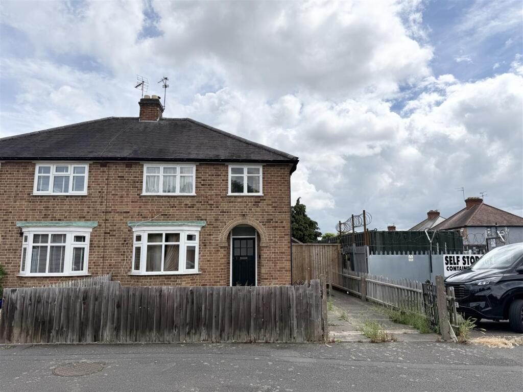 Property main image