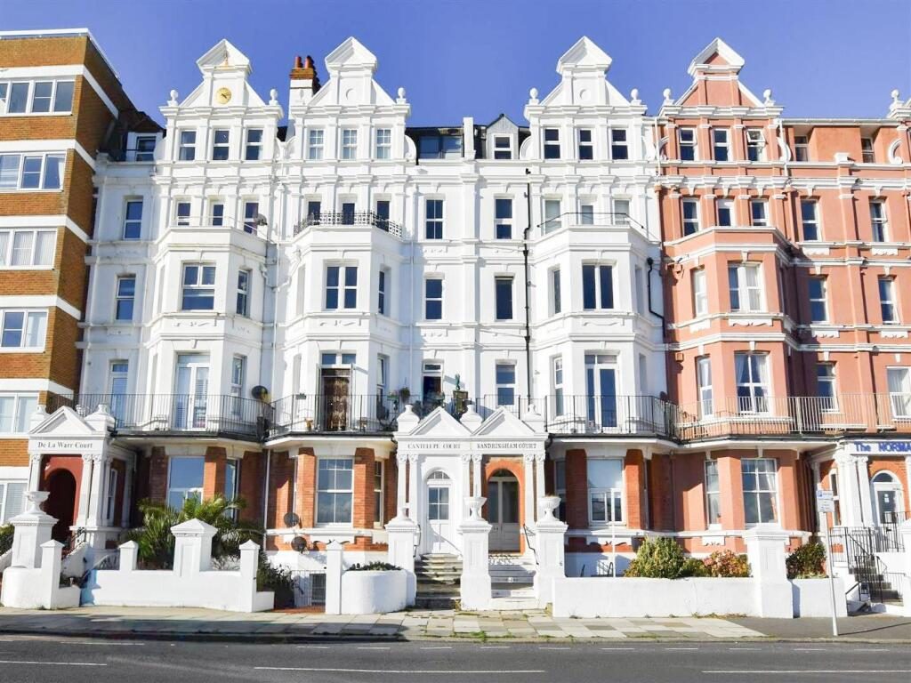 Property main image