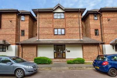 Property on Osbourne Road, DA2 6RT