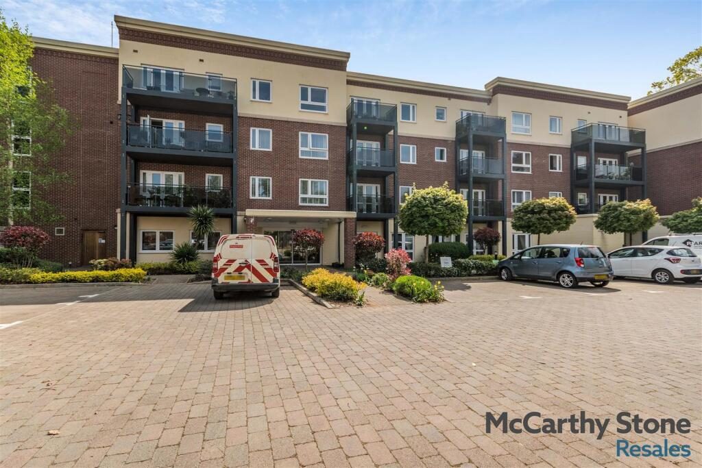 Property main image