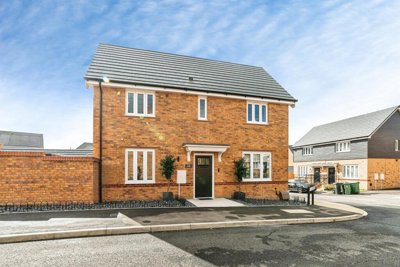 Property on Albatross Way, RG23 7SN