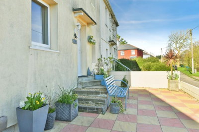 Property on River View, PL12 6DG