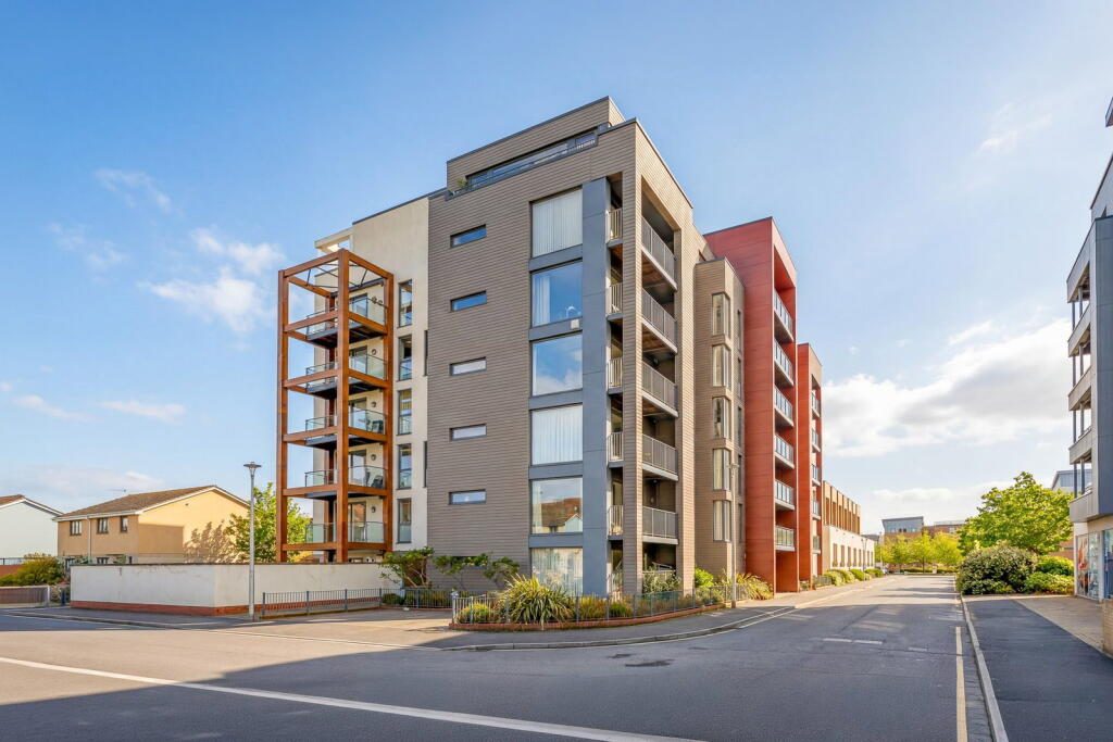 Property main image