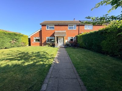 Property on Manor Road, IP25 6RG