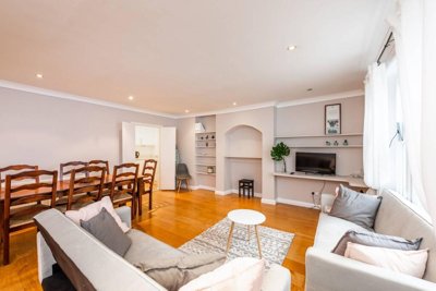 Maisonette