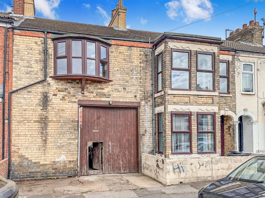 Property main image
