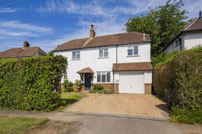 Property on Windsor Road, TN6 2HR
