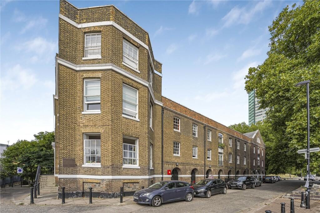 Property main image