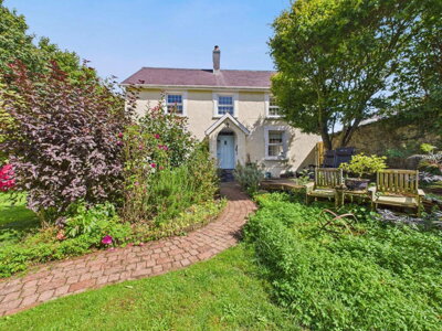 Property on SA63 4SU