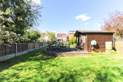 Property on Southbourne Grove, SS0 0AN