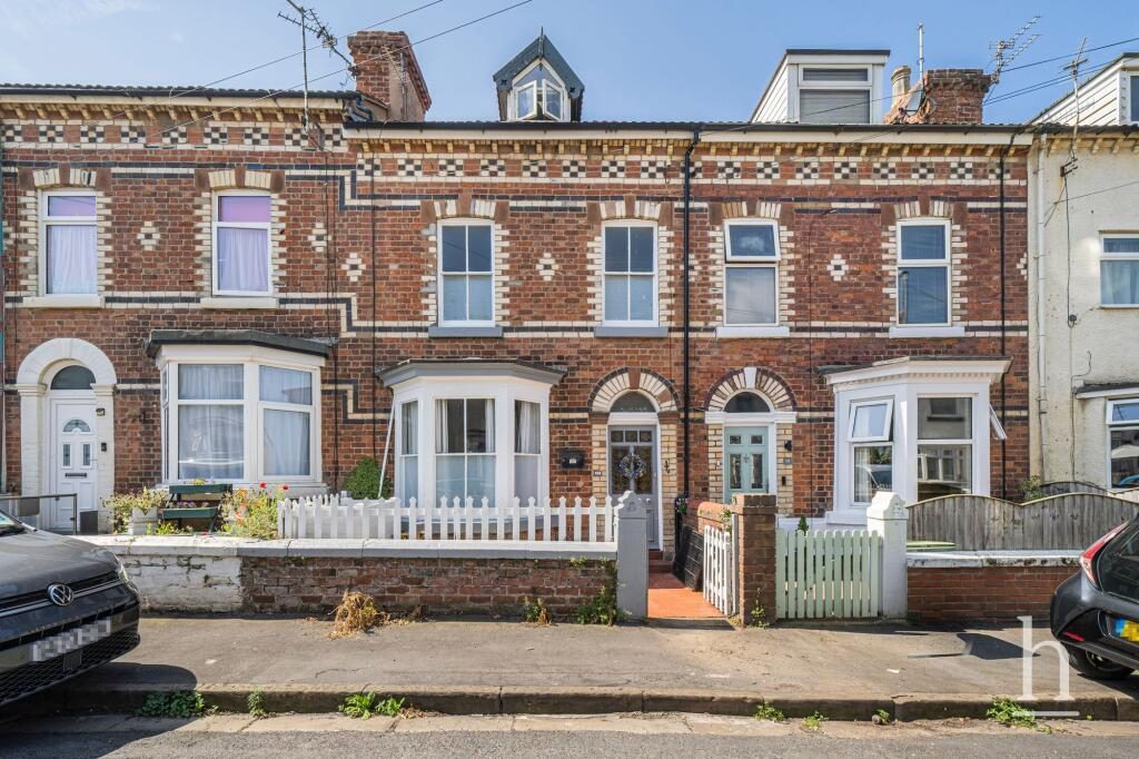 Property main image