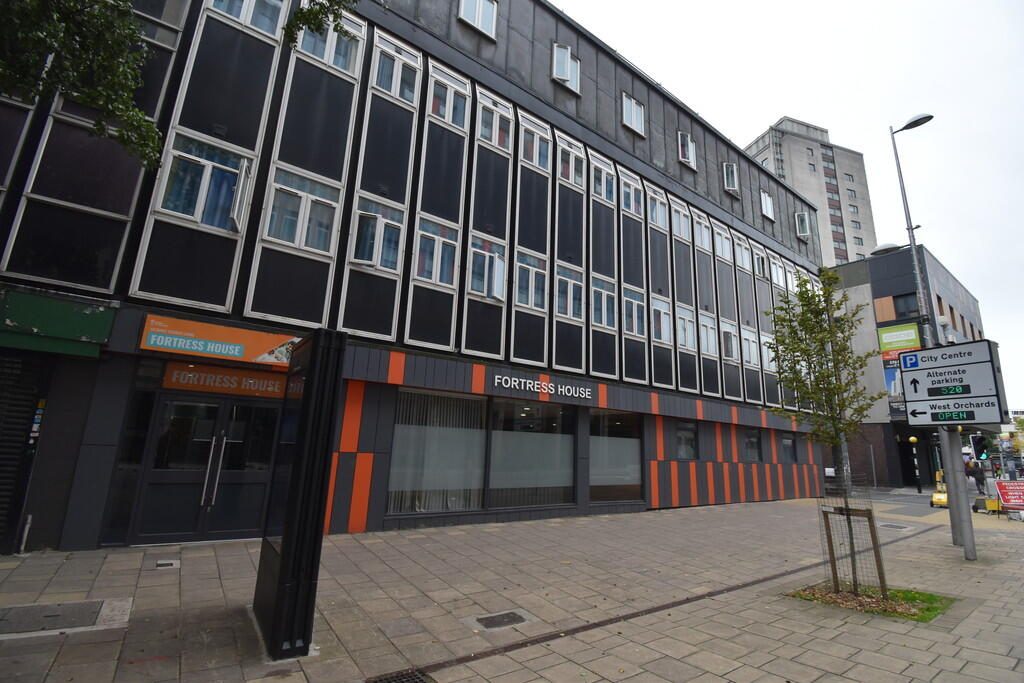Property main image