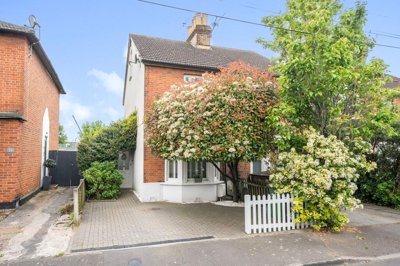 Property on Victoria Place, KT17 1BX