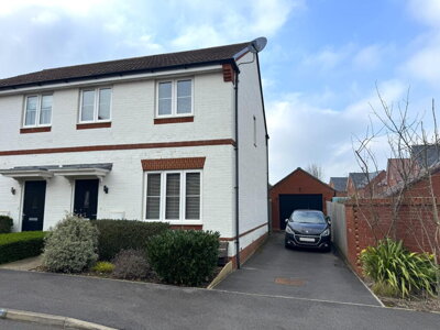 Property on Pearce Row, SO32 2GS