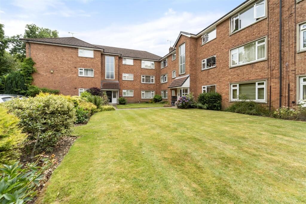 Property main image