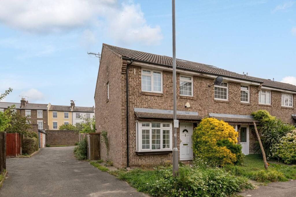 Terraced House