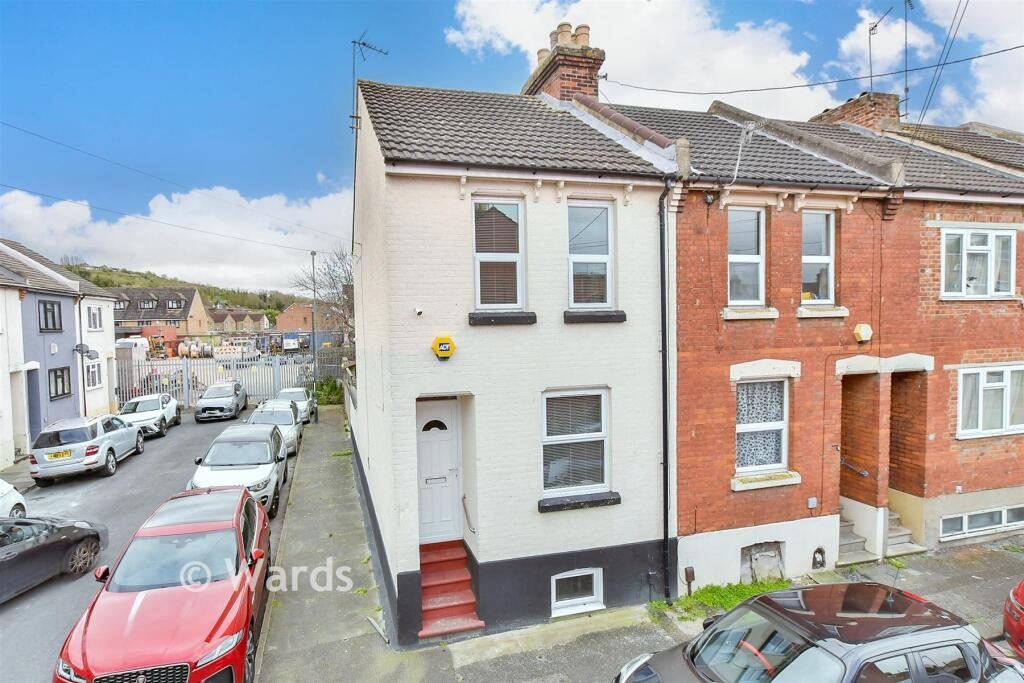 Terraced House