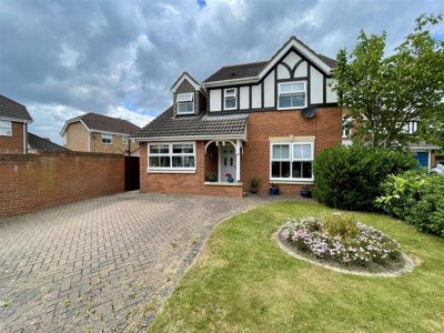 Property on Heathfield Park, DL2 1LN
