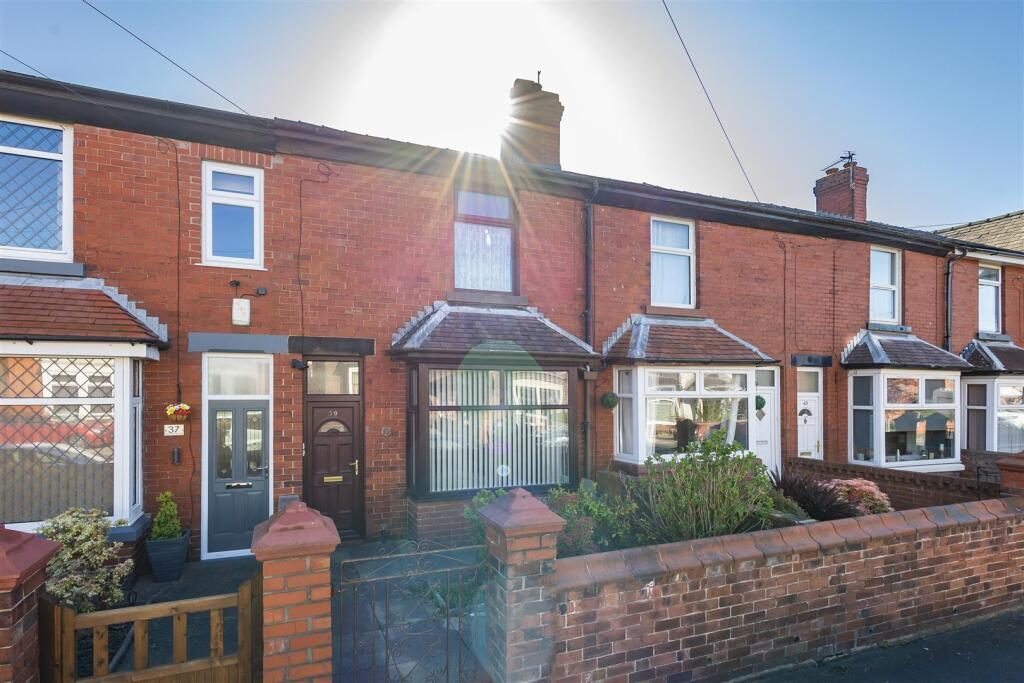 Terraced House