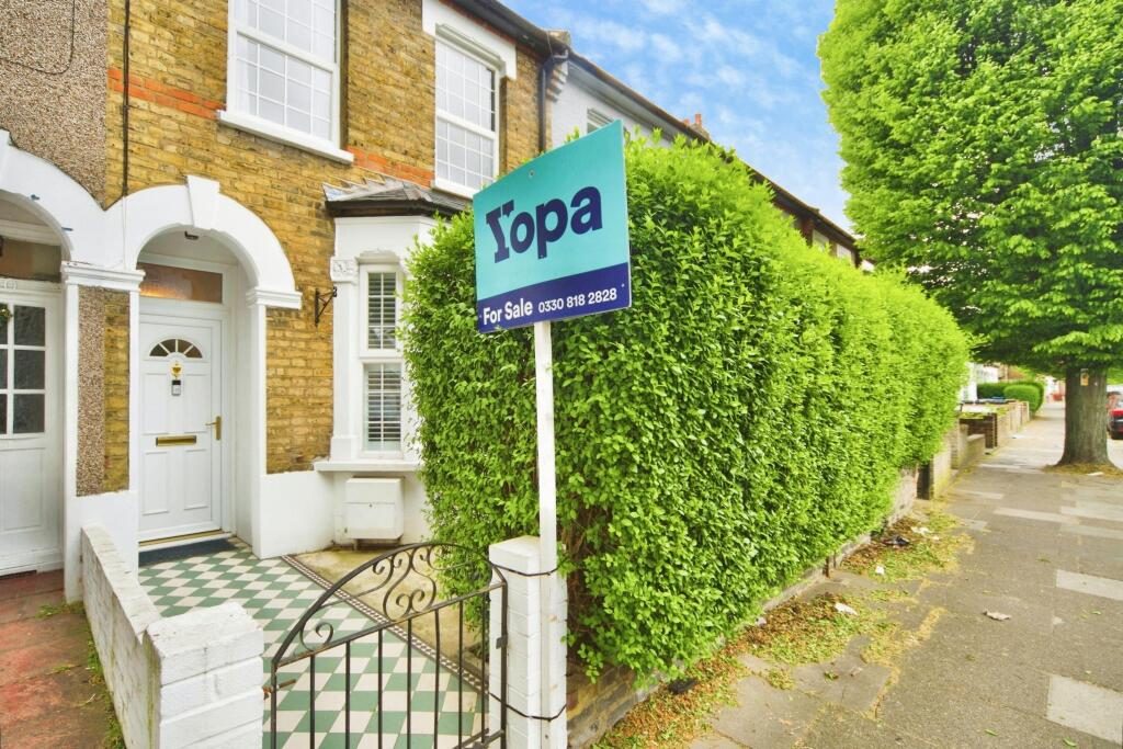 Terraced House