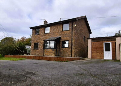 Property on SY23 3LR