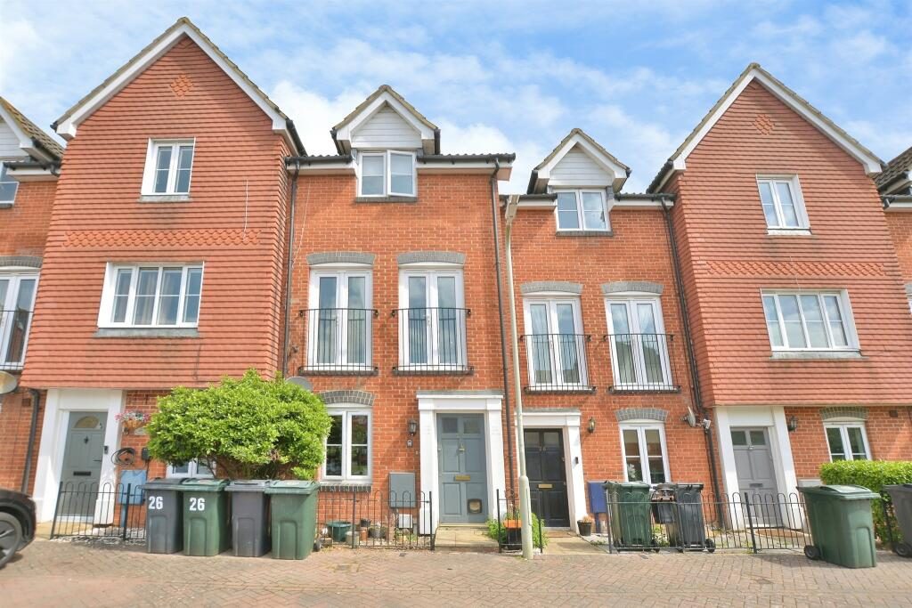 Terraced House