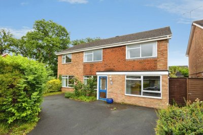 Property on Rodney Way, GU1 2NY