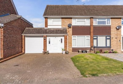 Property on Arundel Avenue, ME10 4RG