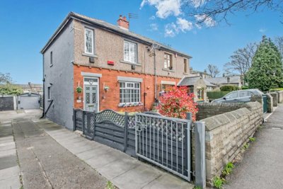 Property on Fenby Avenue, BD4 9LJ