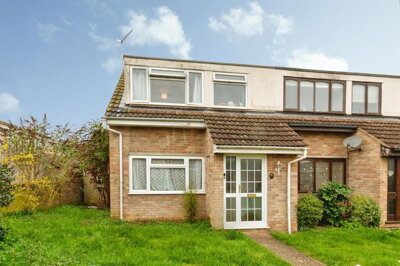 Property on Cavendish Gardens, CM7 9UB