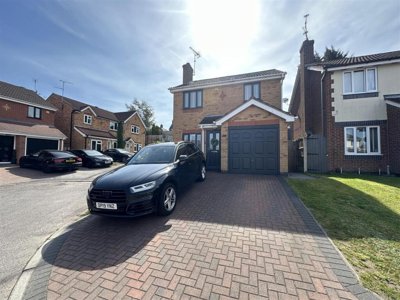 Property on The Shires, NG19 0QL