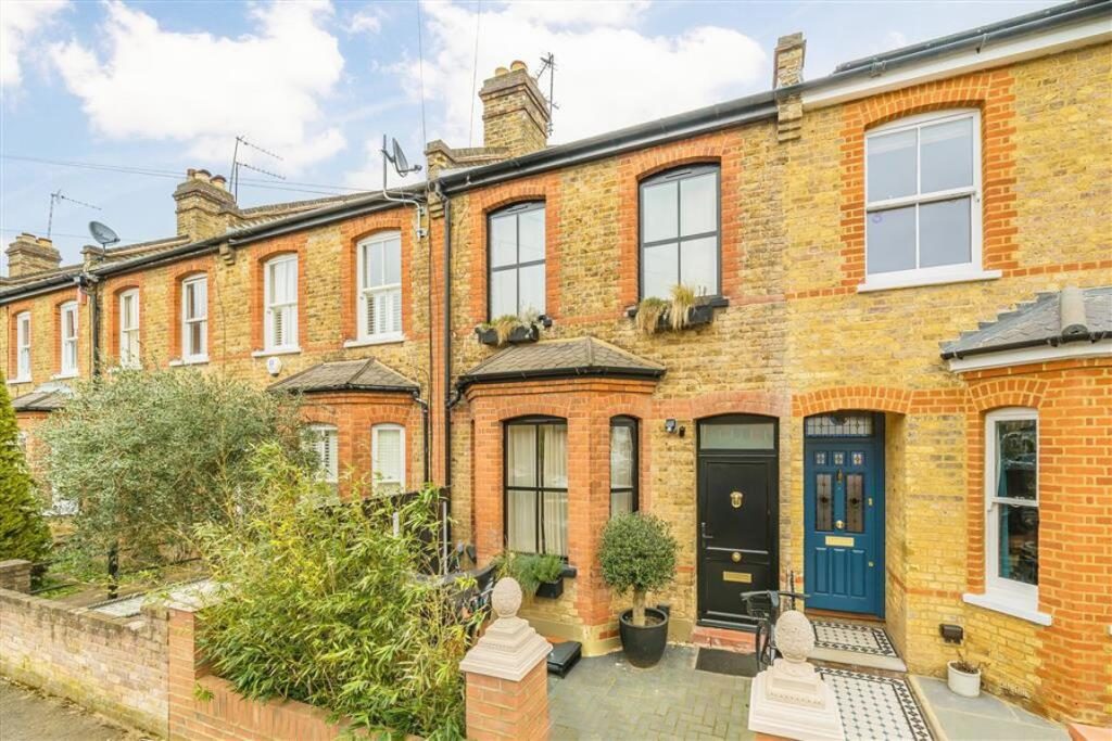 Terraced House