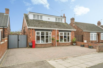 Property on Kirton Lane, DN8 5RF