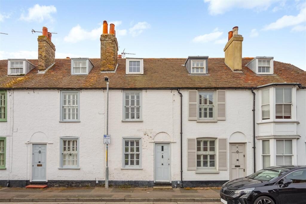 Property main image