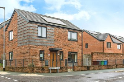 Property on Beastow Road, M12 5GS