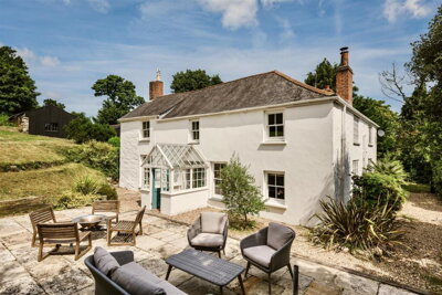 Property on Rosehill, TR11 5LZ