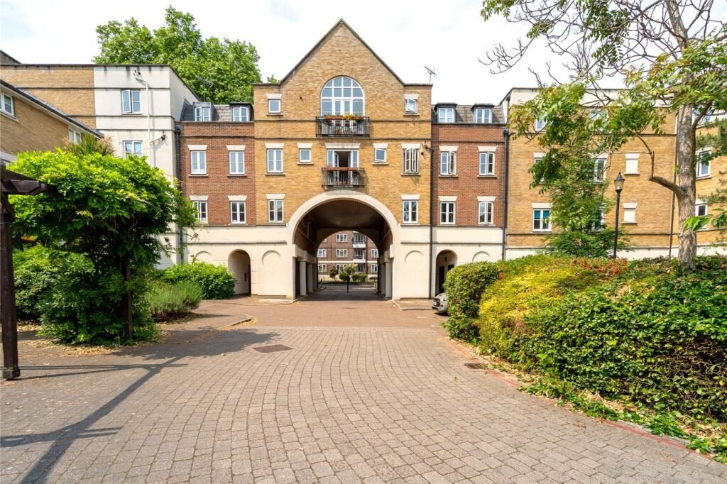 Property main image